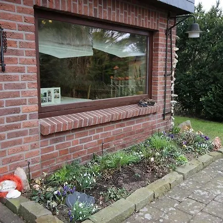 Ferien Am Waldesrand 度假居 *